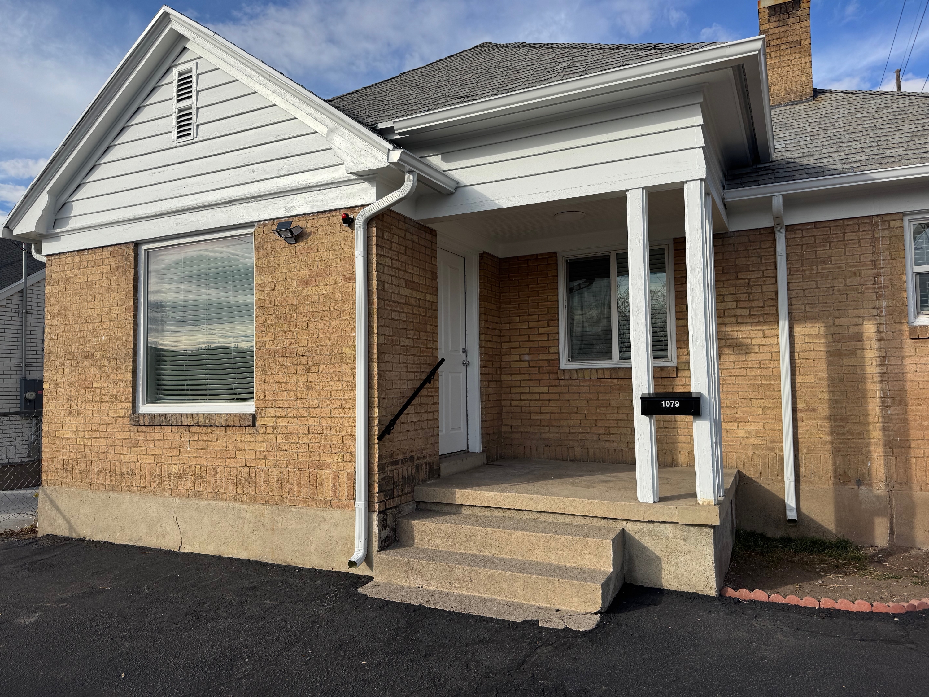 1079 East 3300 South